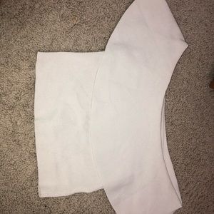 Aritzia Babaton off-the shoulder top